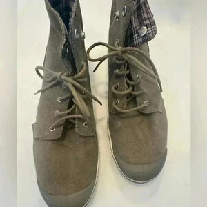 Palladium high top suede leather sneakers tan women’s size 7